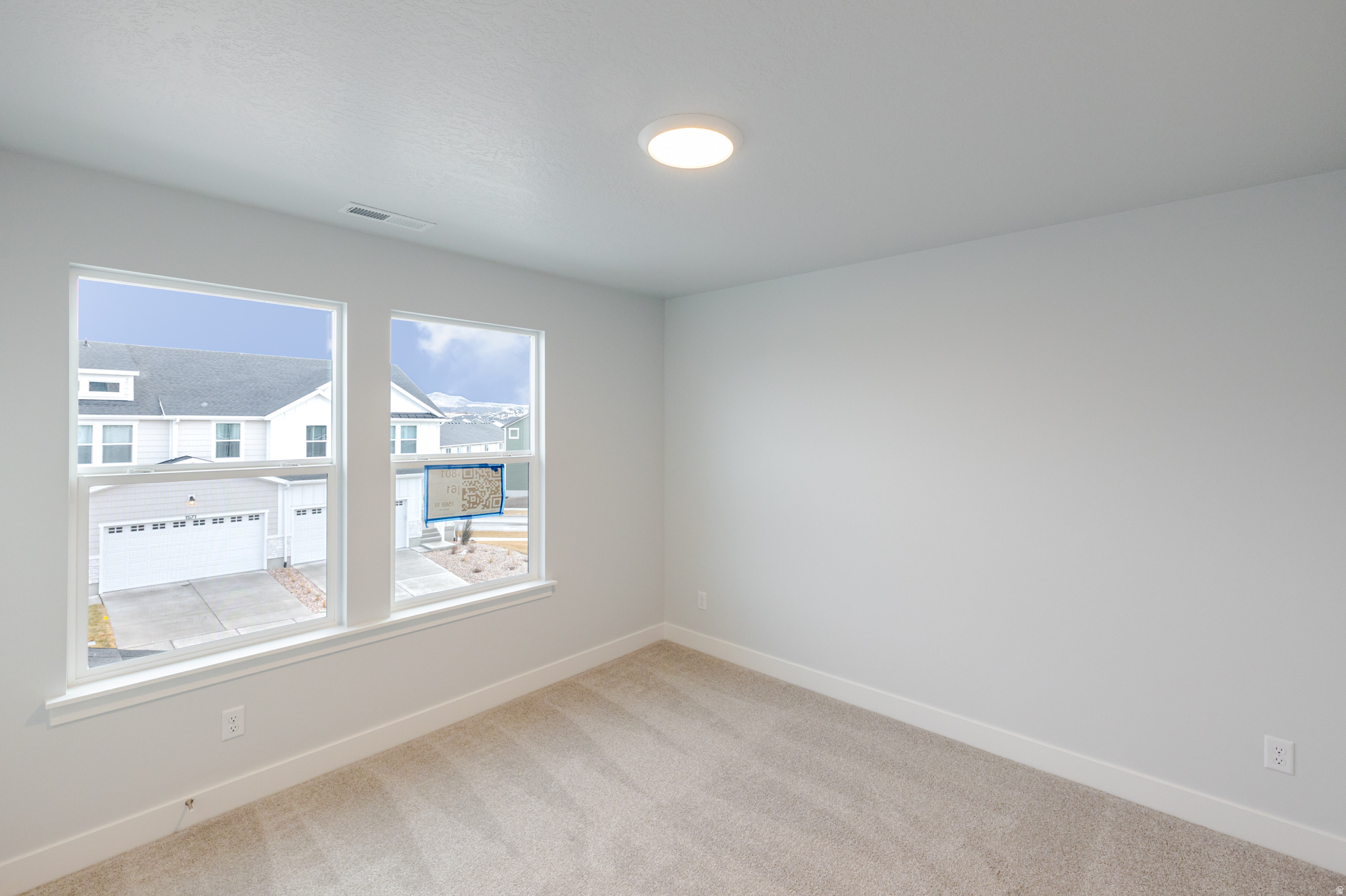 RIDGEHORNE - Residential