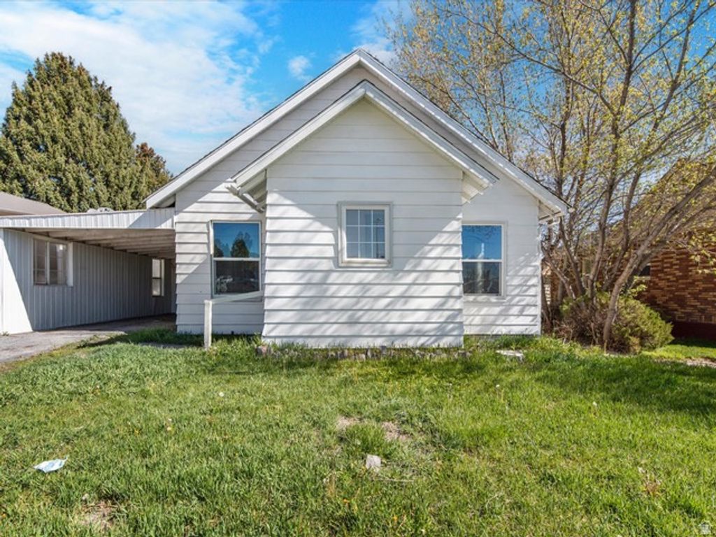 Photo of 60 W 2ND S, Soda Springs, ID 83276 (MLS # 2156709)
