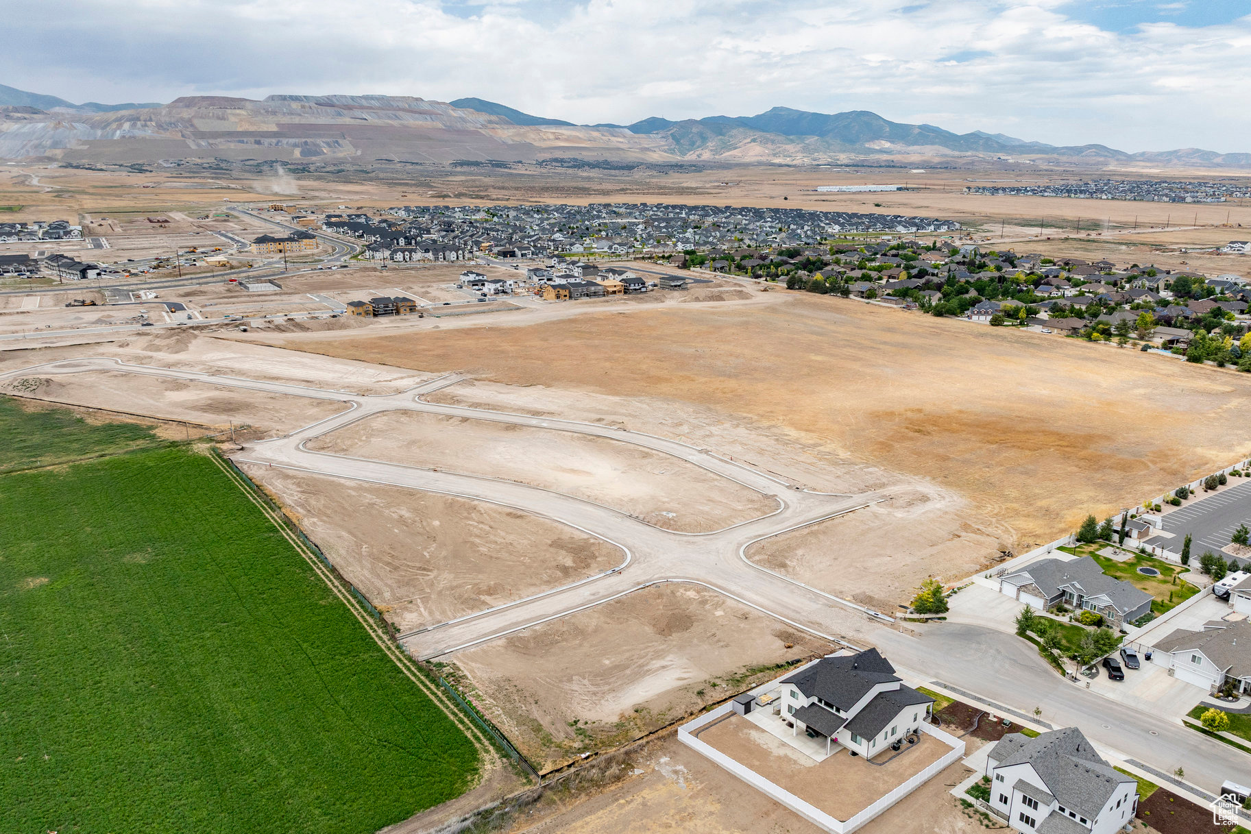 COVE AT SILVER SKY - Residential