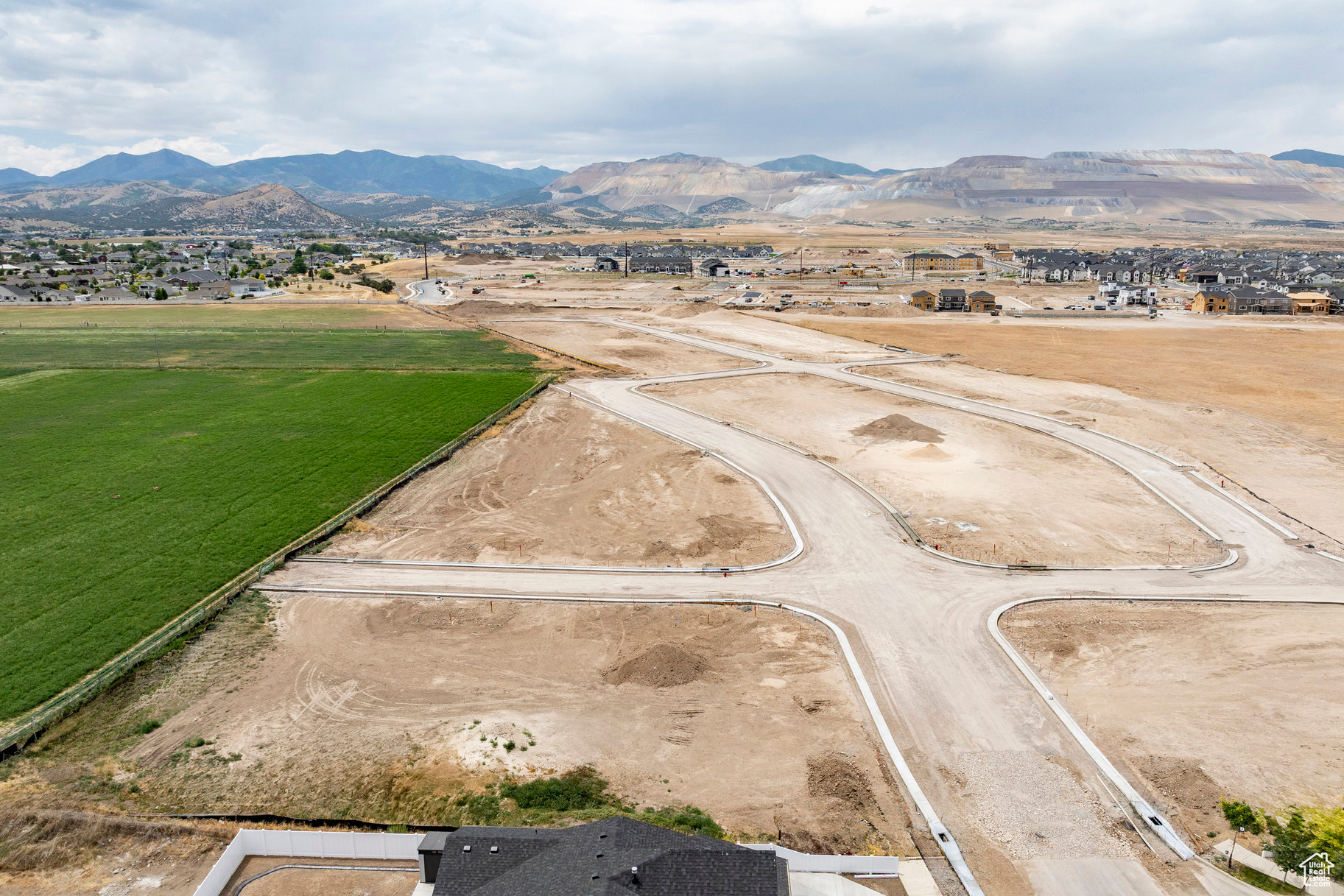 COVE AT SILVER SKY - Residential