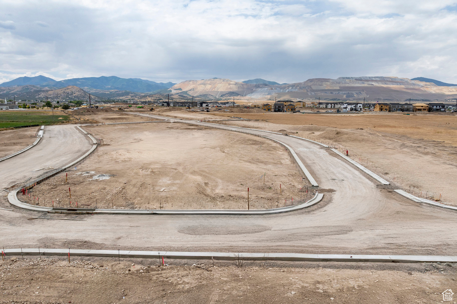 COVE AT SILVER SKY - Residential