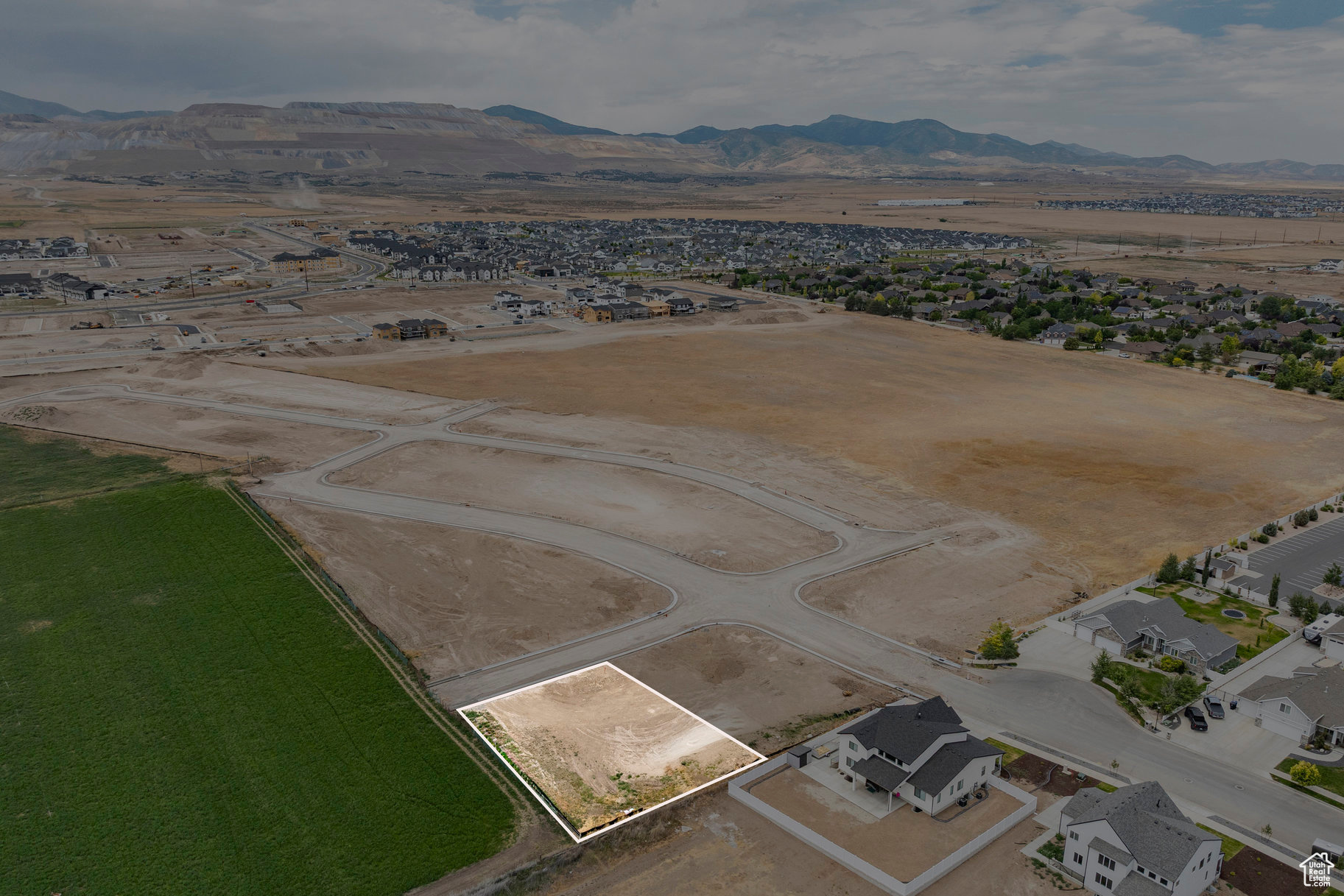 COVE AT SILVER SKY - Residential