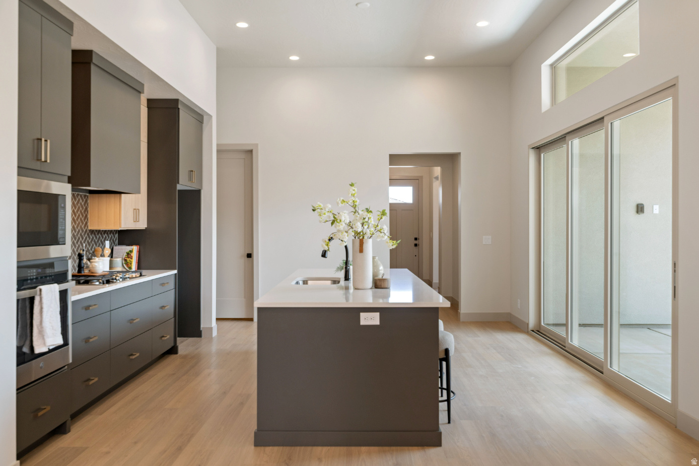 SOLIS AT CORAL CANYON - Residential