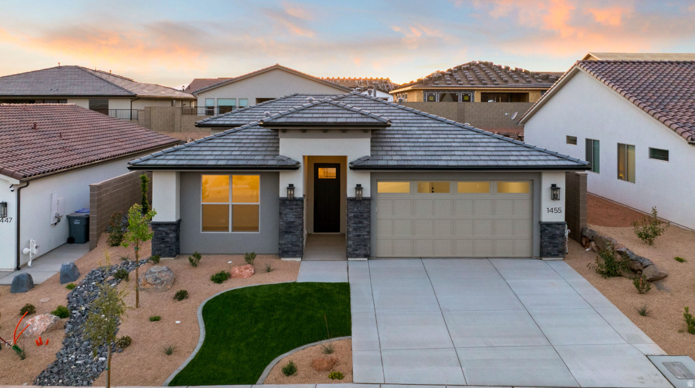 SOLIS AT CORAL CANYON - Residential