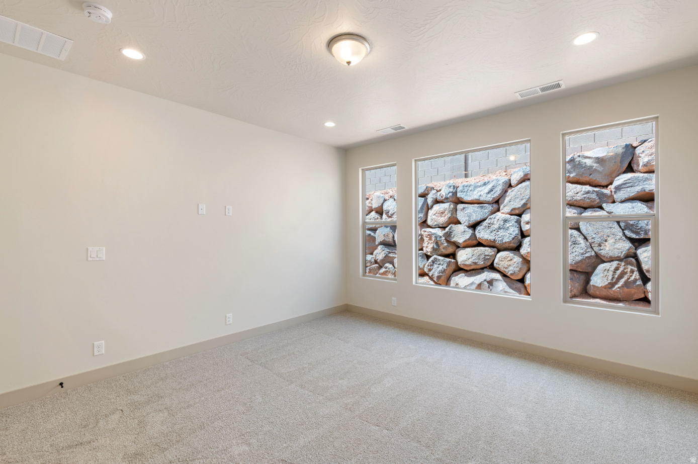 SOLIS AT CORAL CANYON - Residential