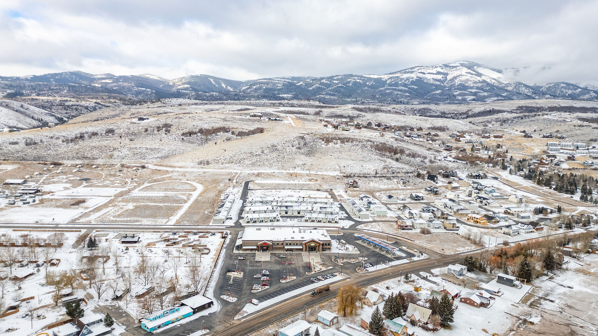 PARADISE PARKWAY - Residential