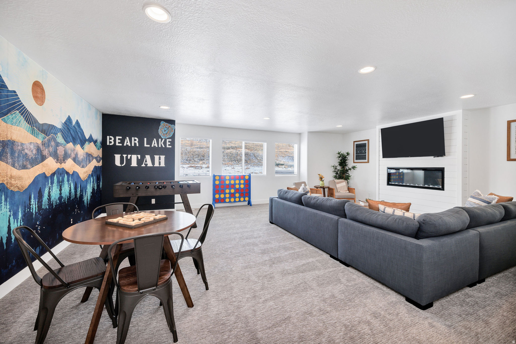 PARADISE PARKWAY - Residential