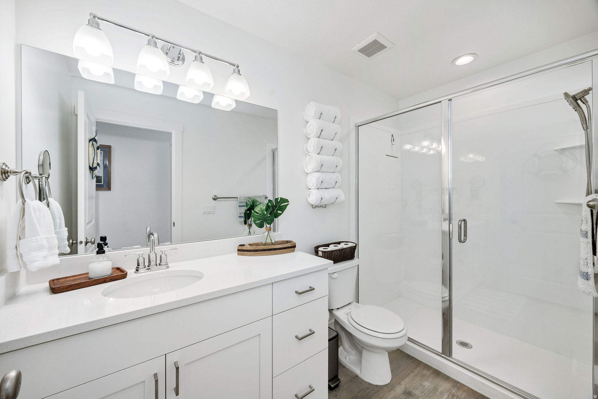 PARADISE PARKWAY - Residential