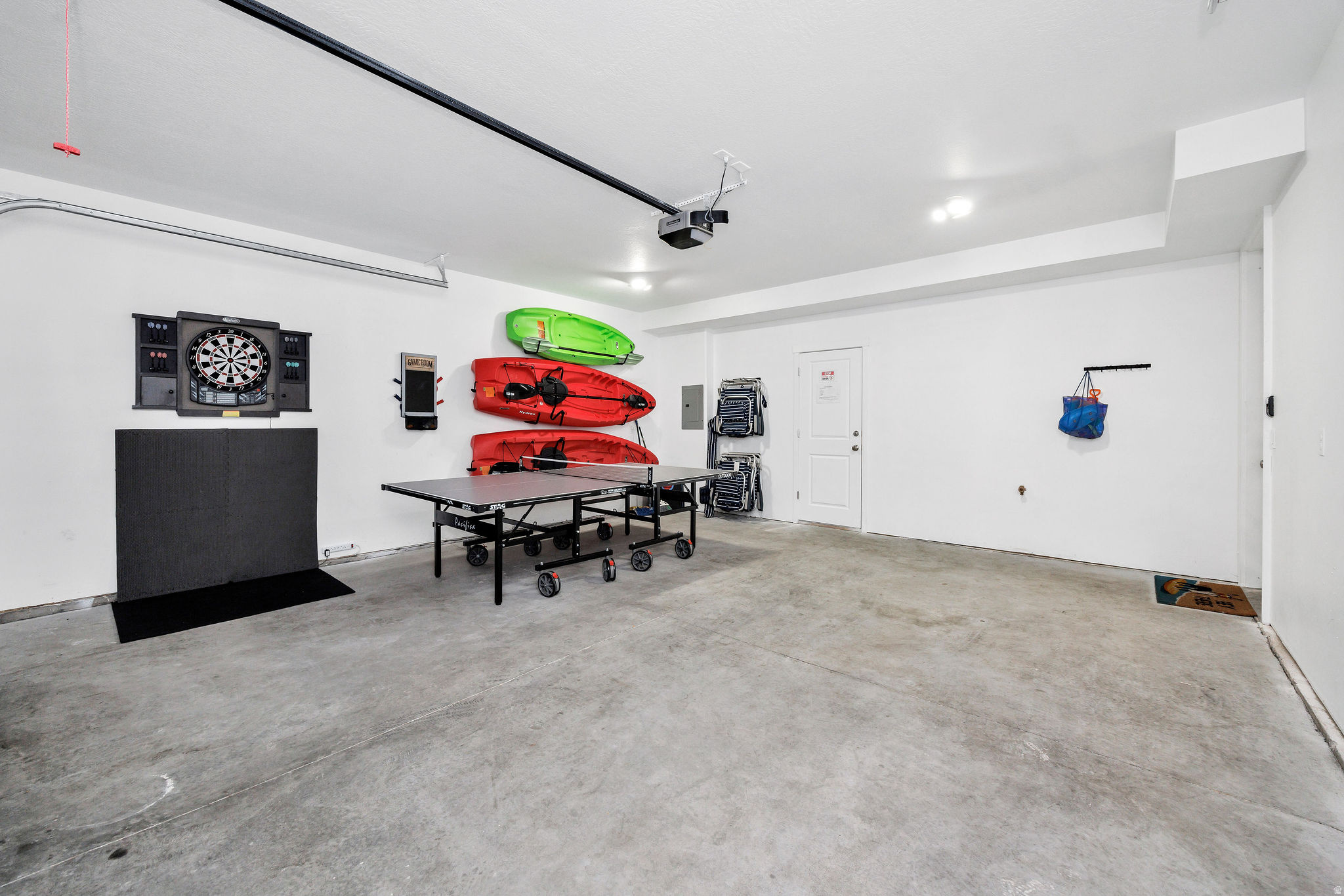 PARADISE PARKWAY - Residential