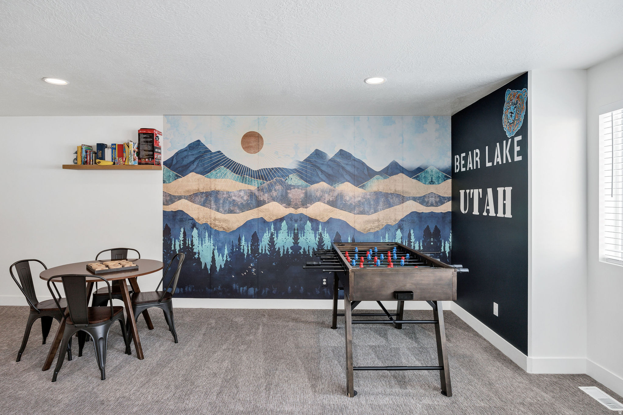 PARADISE PARKWAY - Residential