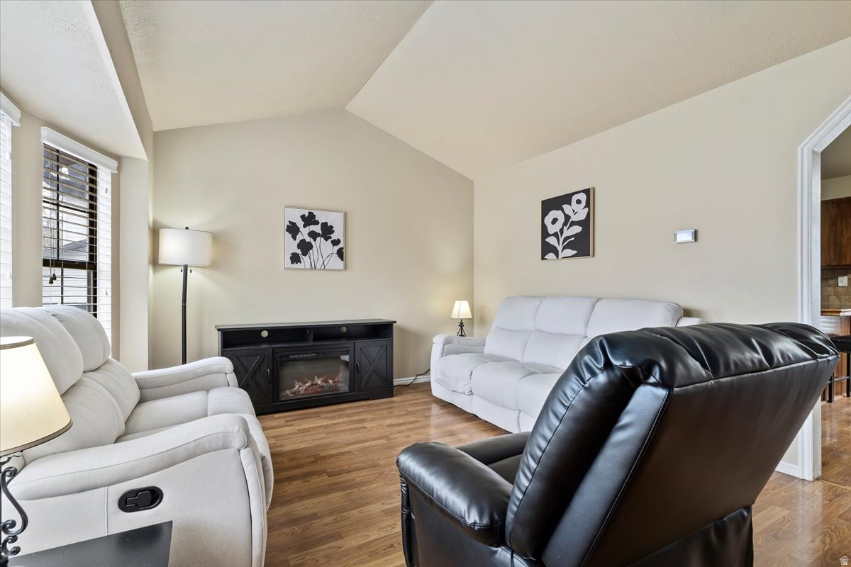 GARDEN COVE - Residential