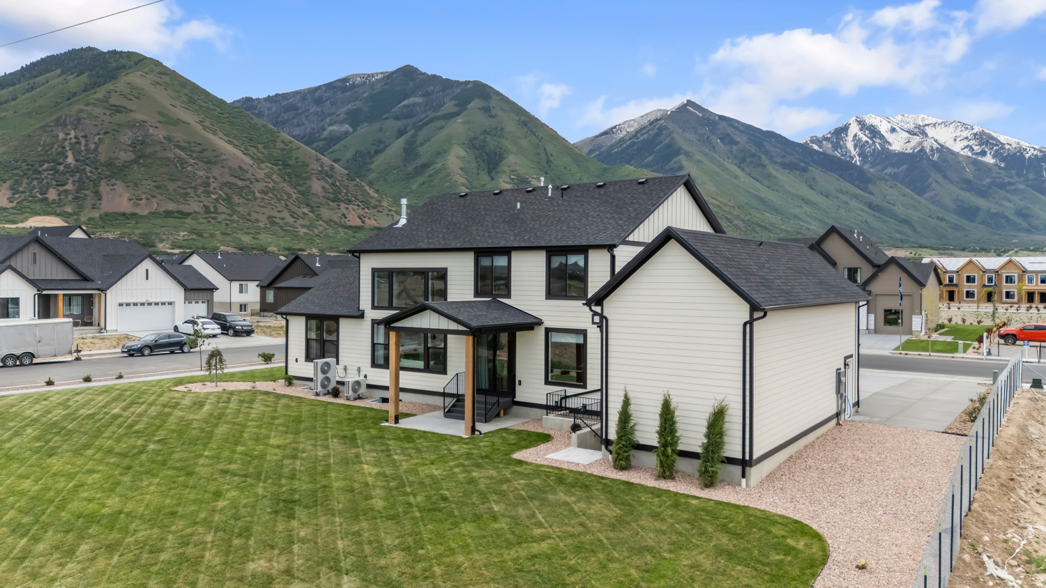 VIRIDIAN - Residential