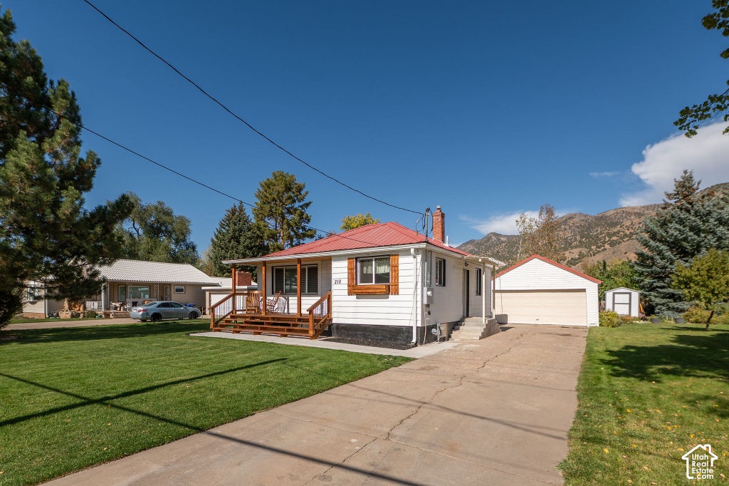 Photo of 210 N 250 E, Morgan, UT 84050 (MLS # 2190483)
