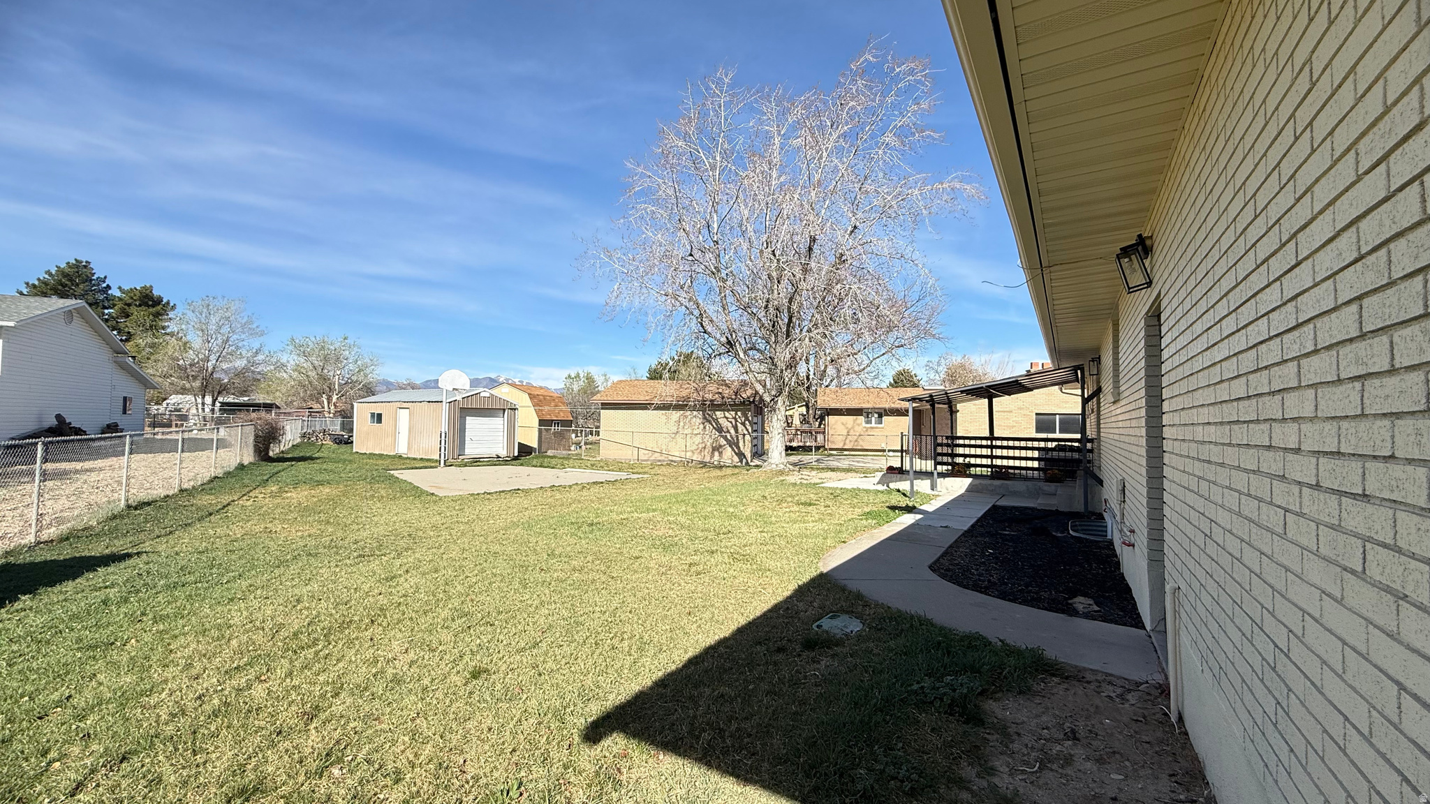 MOUNTAIN VIEW ESTATES #8 - Residential