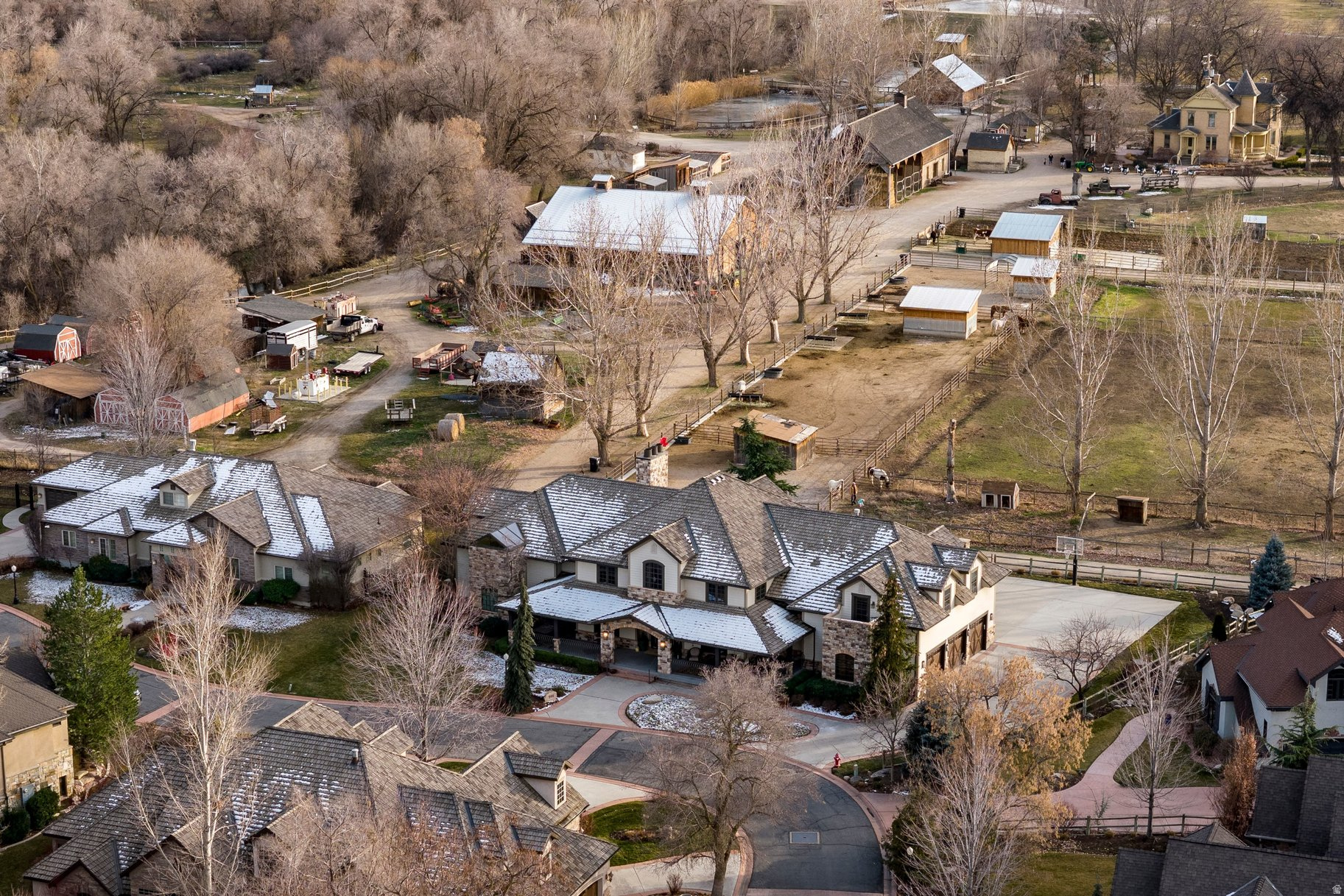 COTTONWOOD AT WHEELER FARM - Residential