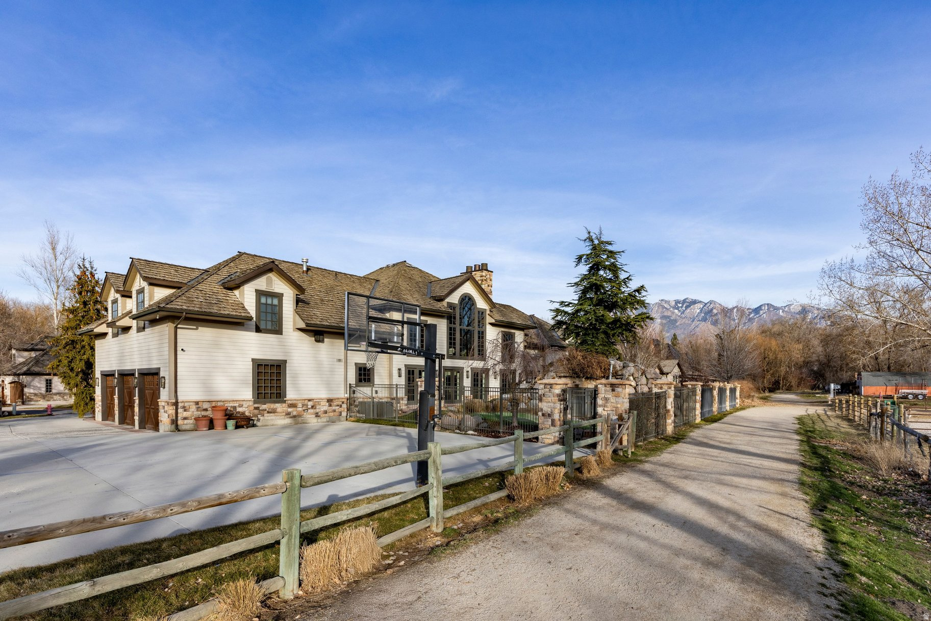 COTTONWOOD AT WHEELER FARM - Residential