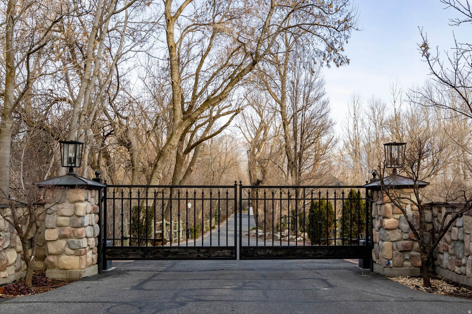 COTTONWOOD AT WHEELER FARM - Residential