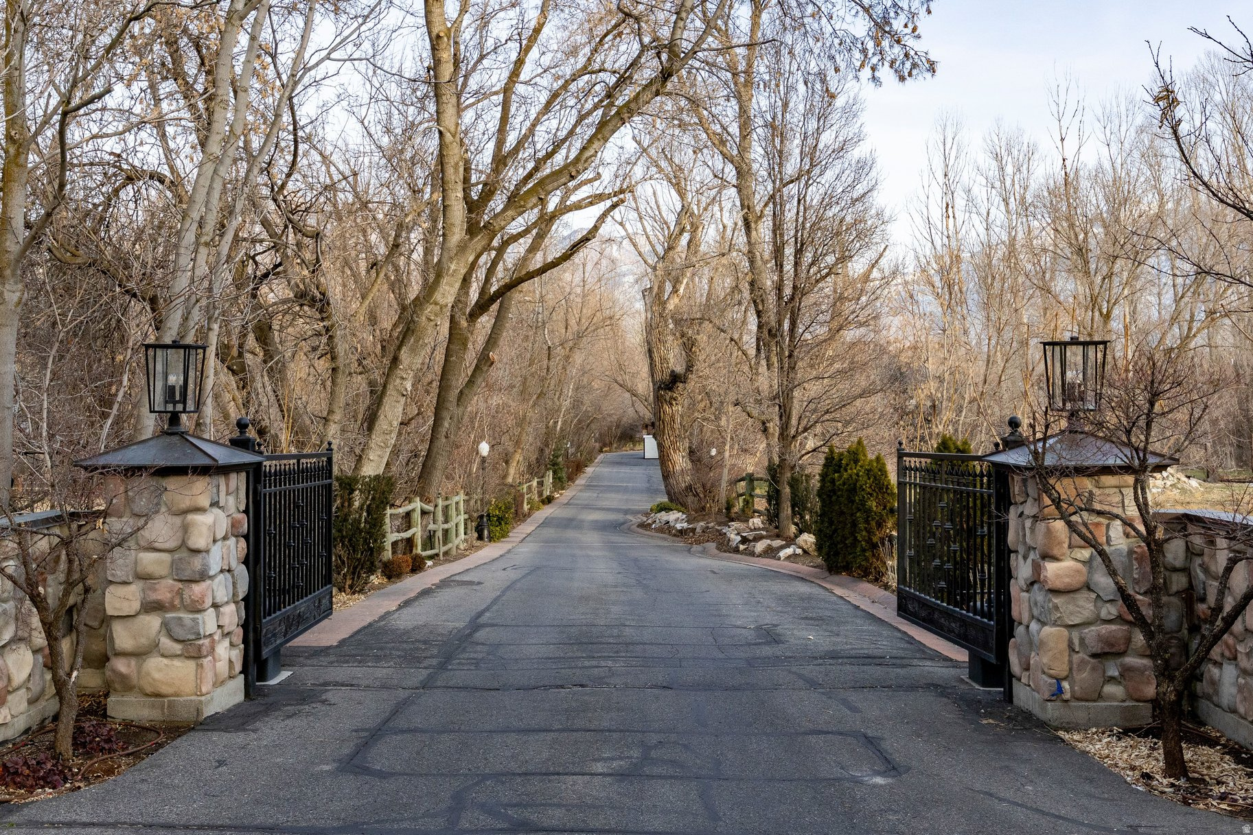COTTONWOOD AT WHEELER FARM - Residential