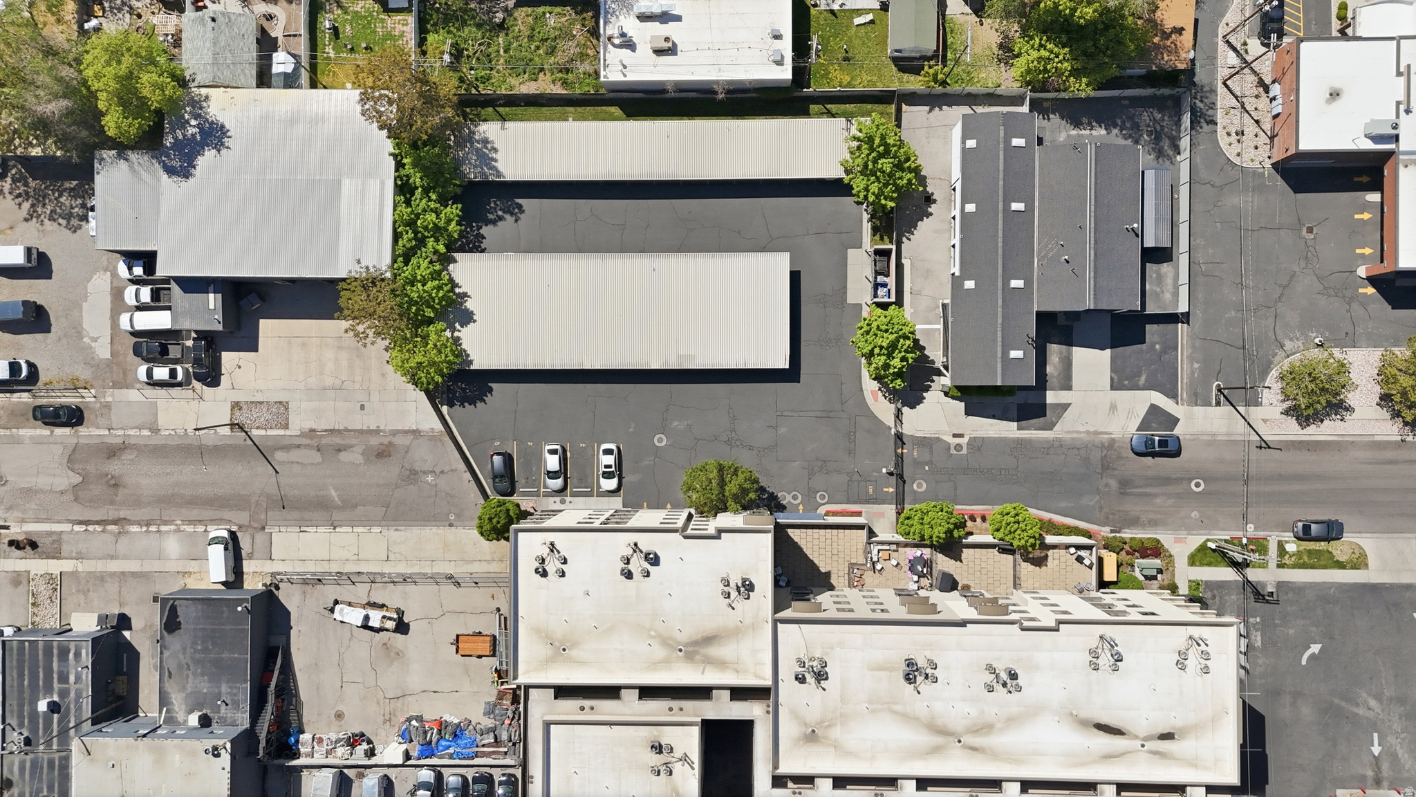 CENTRAL POINTE - Residential