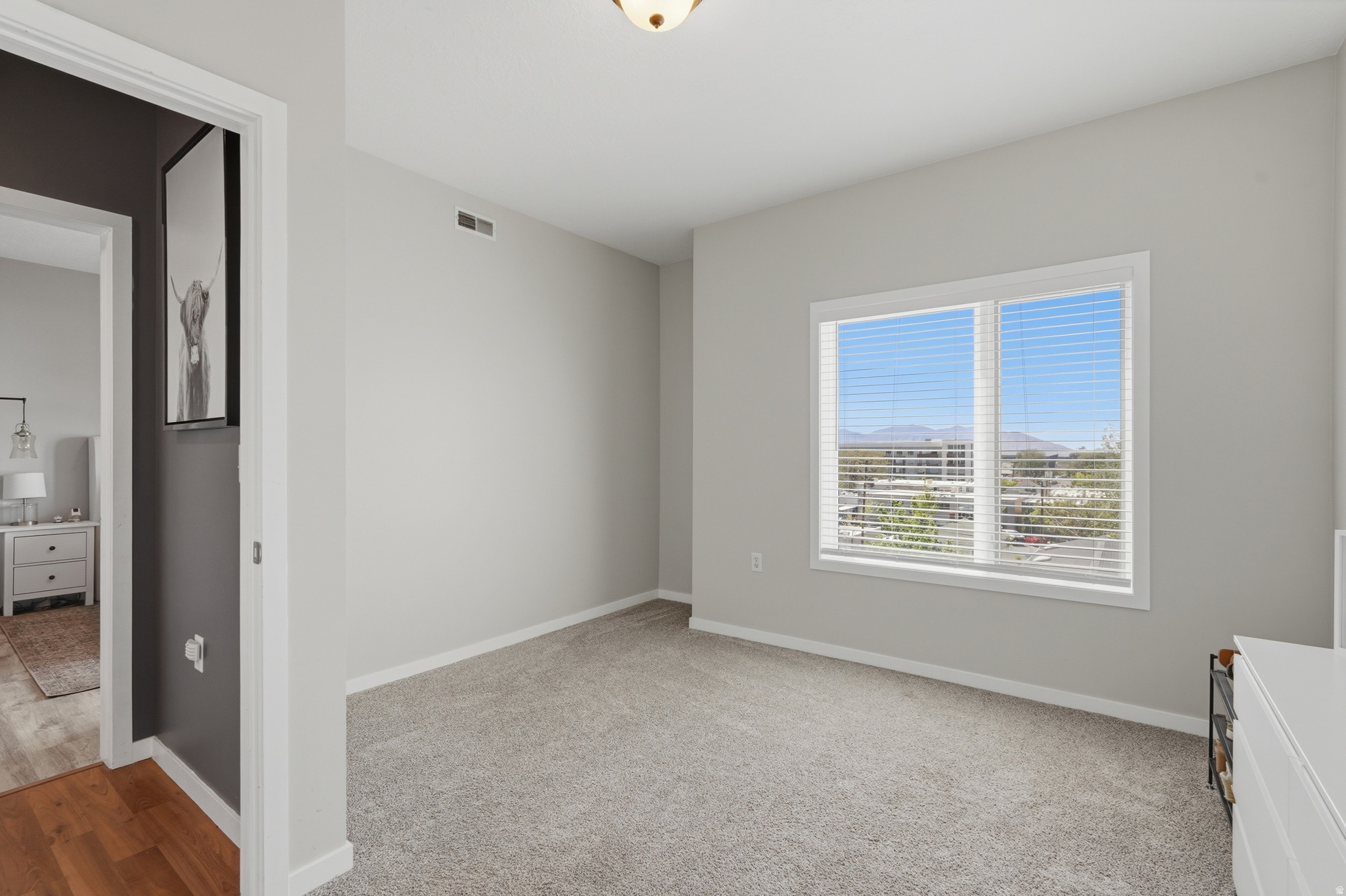 CENTRAL POINTE - Residential