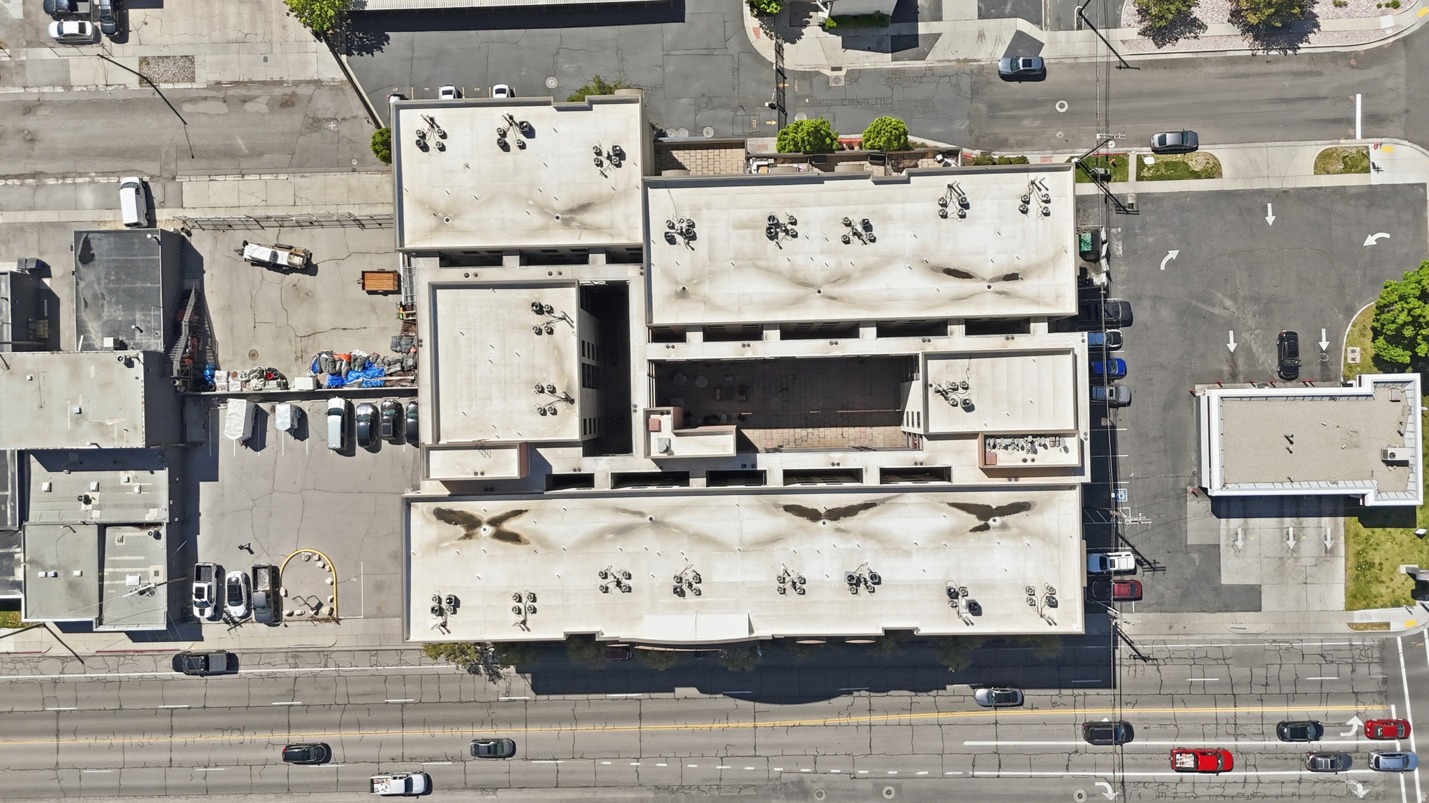 CENTRAL POINTE - Residential