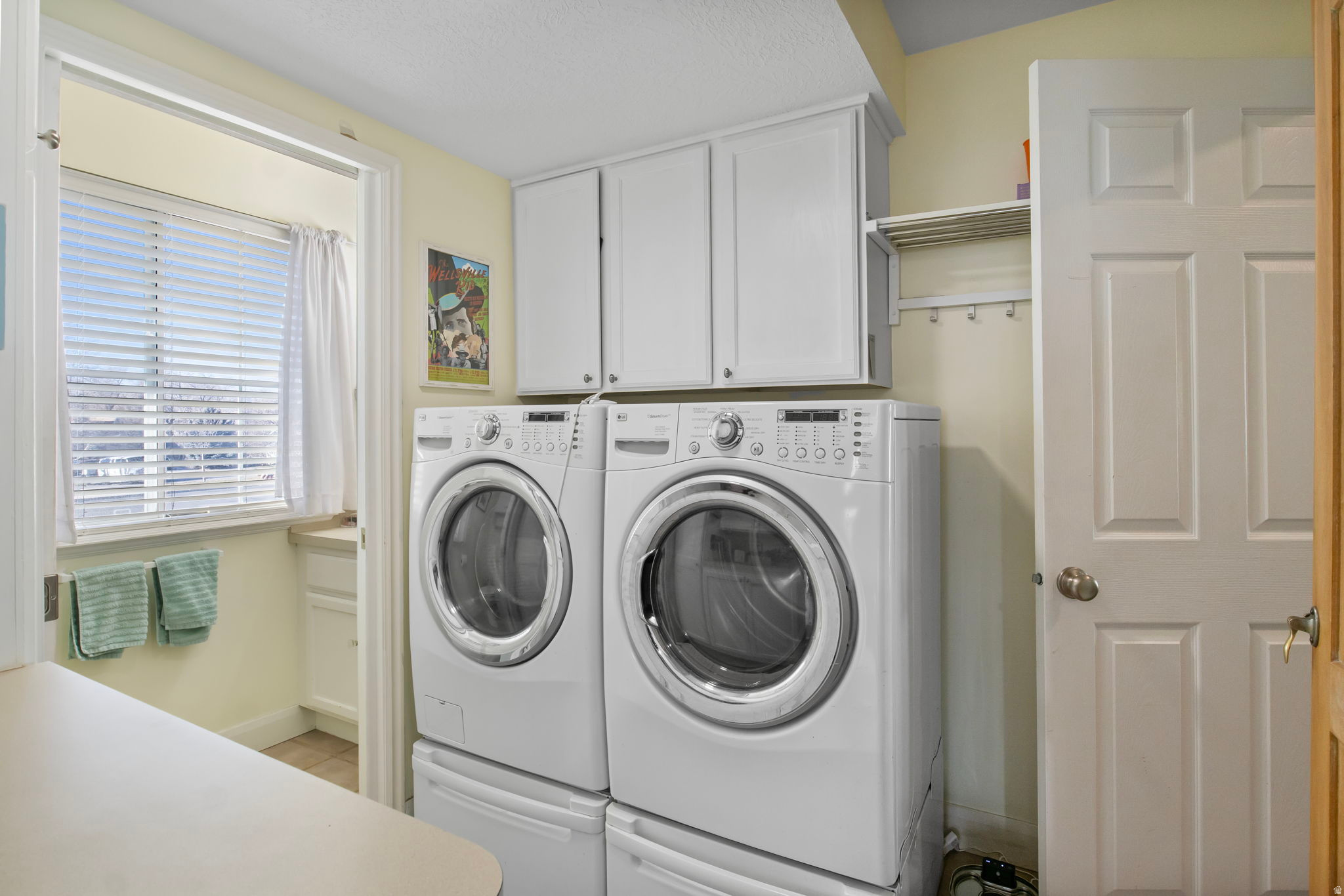 HIGH MEADOWS - Residential