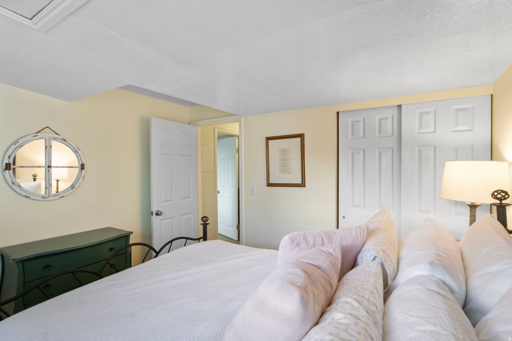 HIGH MEADOWS - Residential