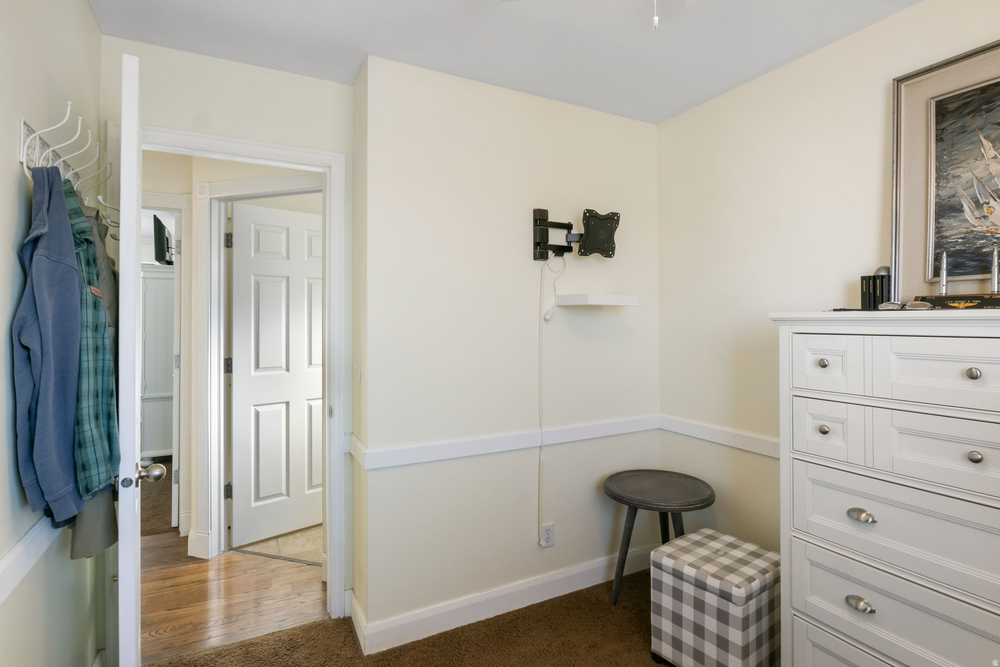 HIGH MEADOWS - Residential