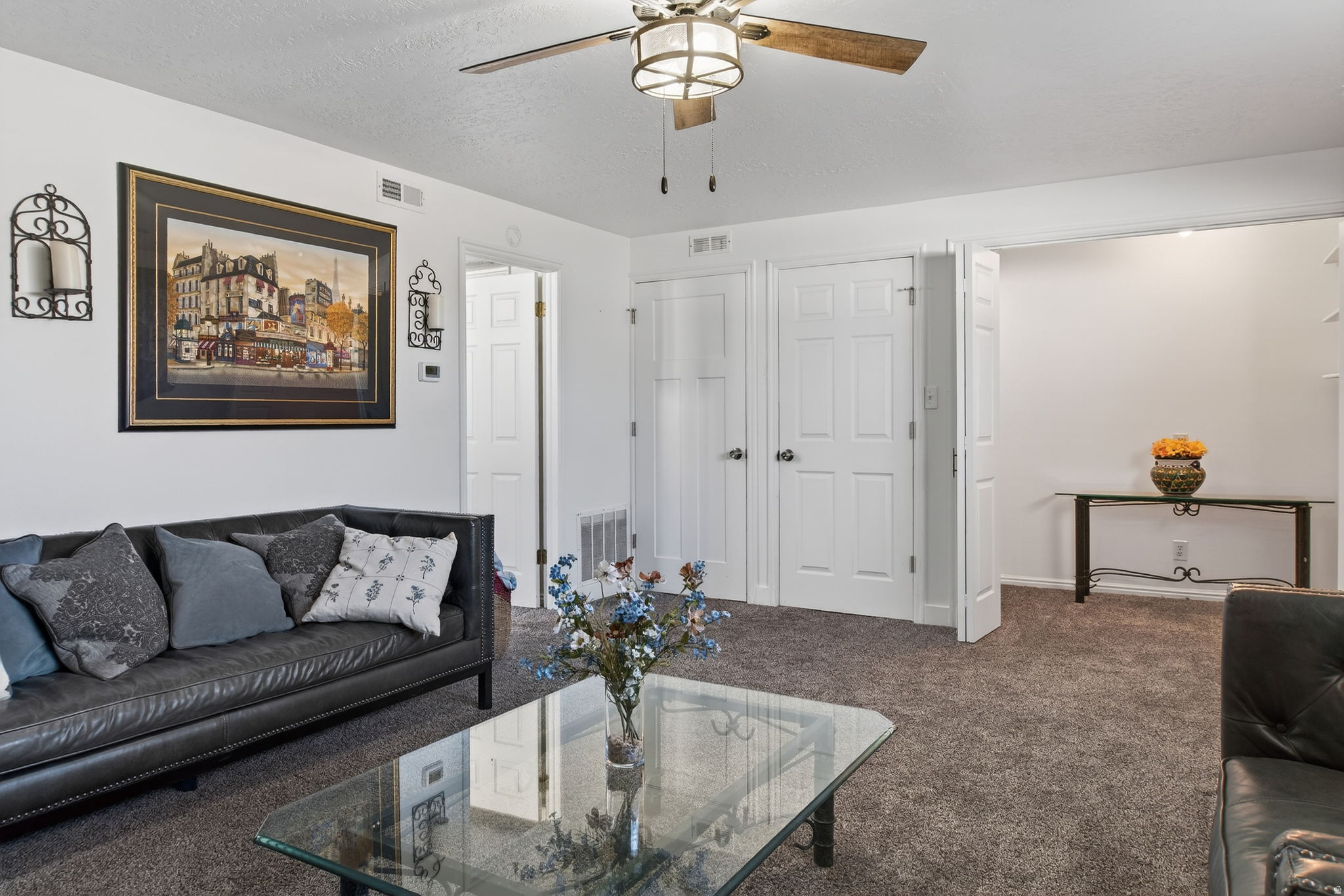 SUMSION VALLEY-VIEW - Residential