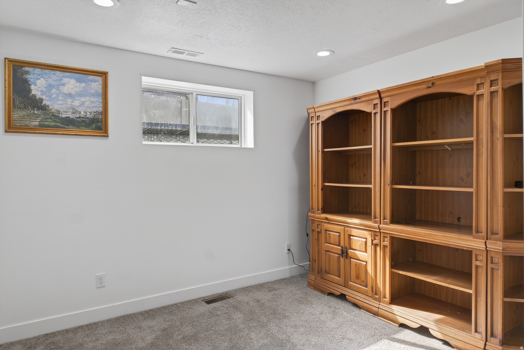 SUMSION VALLEY-VIEW - Residential