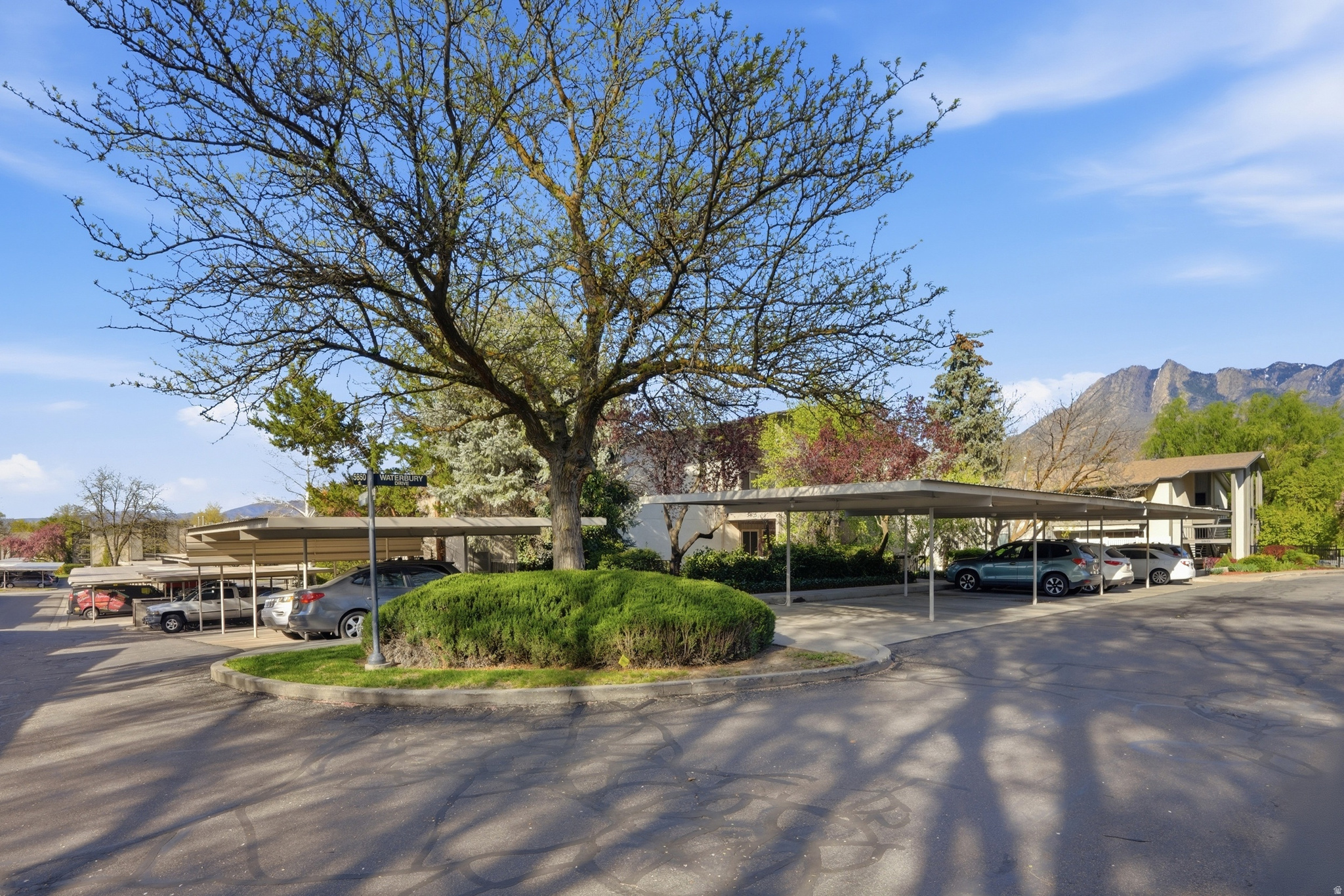 WATERBURY - Residential