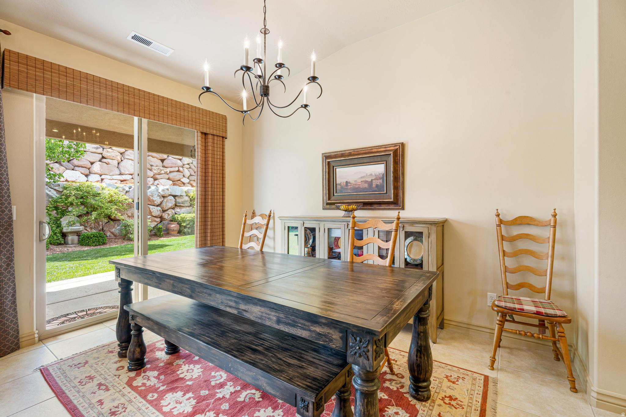 PRIMROSE POINTE 1 - Residential