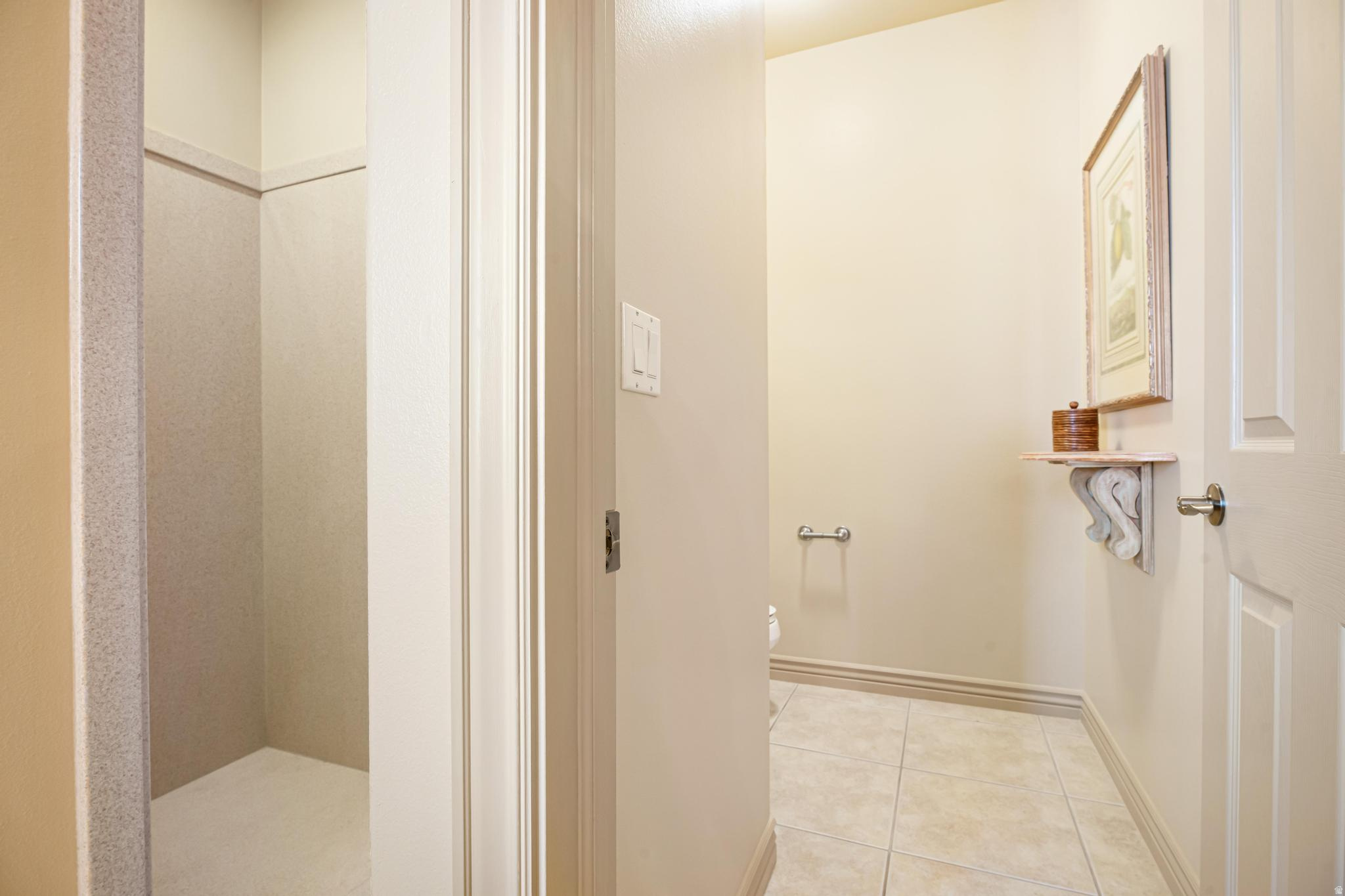 PRIMROSE POINTE 1 - Residential