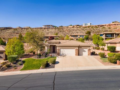 Tiny photo for 24 S ARROYO DR, Saint George, UT 84790 (MLS # 2144935)