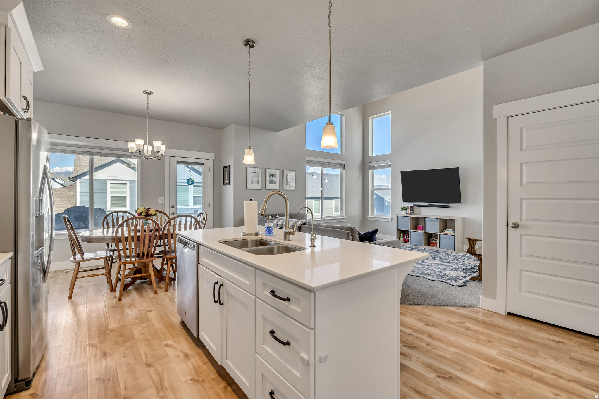 SKY RIDGE TOWNHOMES - Residential