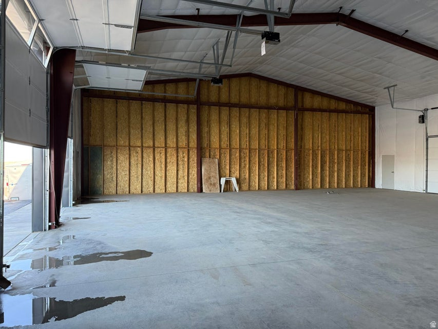 MOUNTAIN VIEW INDUSTRIAL - Commercial Sale