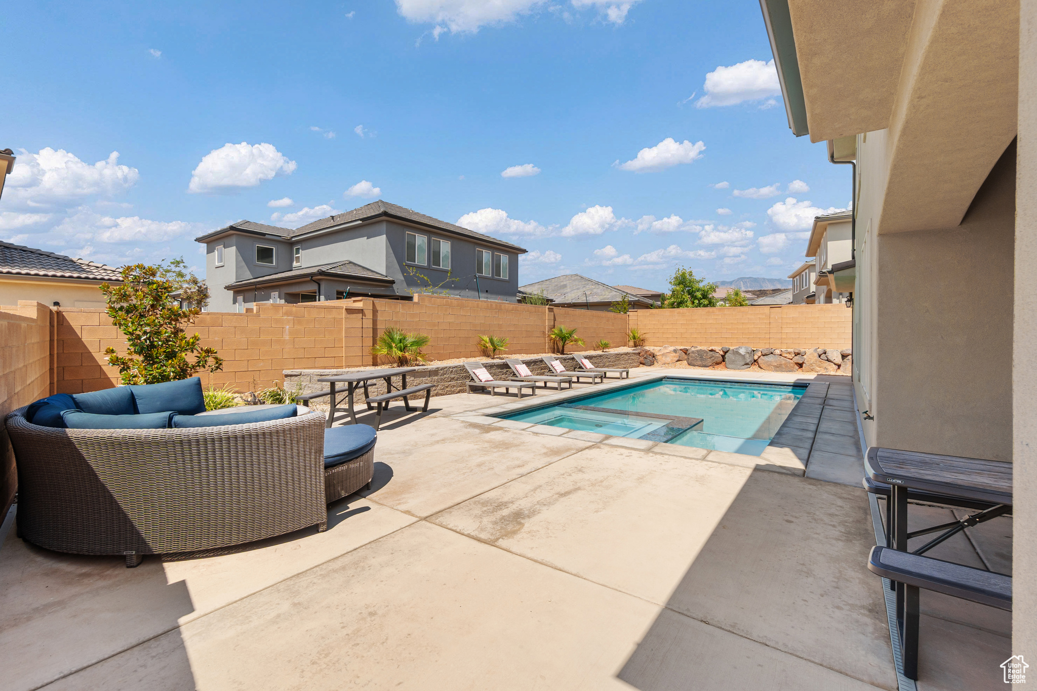 PASEOS AT SIENNA HILLS PH 3 - Residential