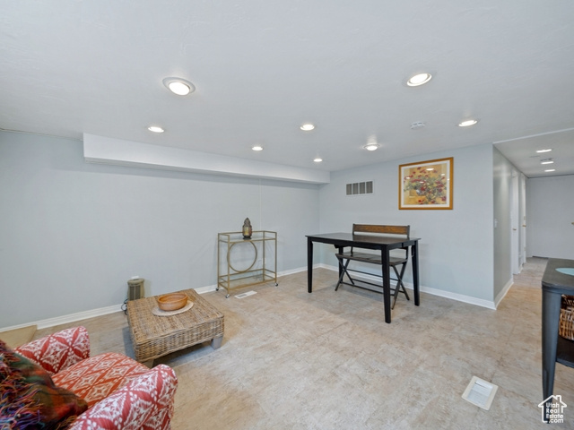 HILLSIDE HEIGHTS - Residential