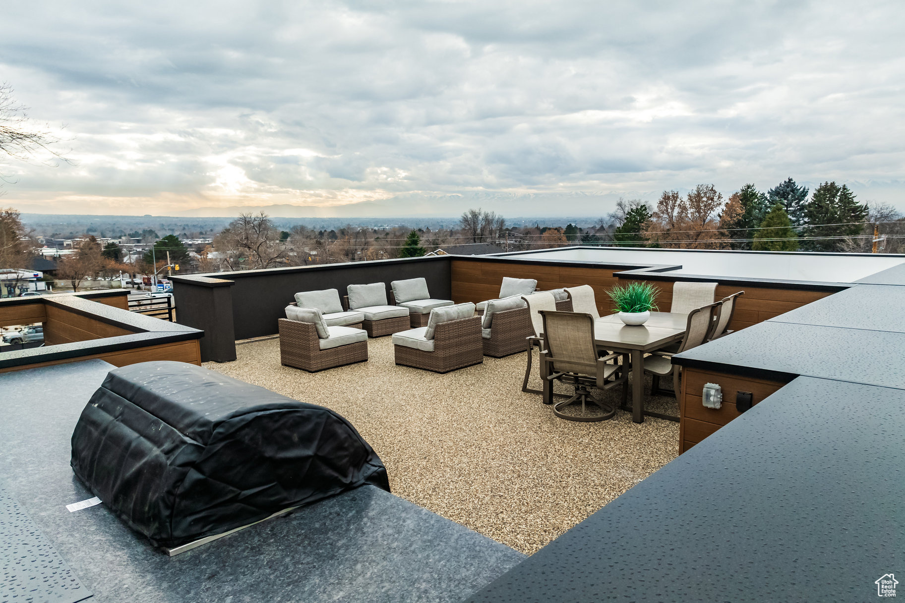 HOLLADAY PARK LANE - Residential