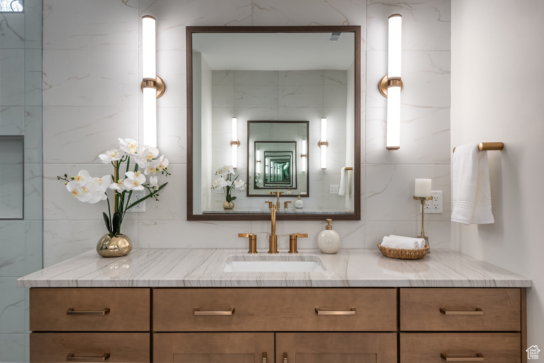 HOLLADAY PARK LANE - Residential