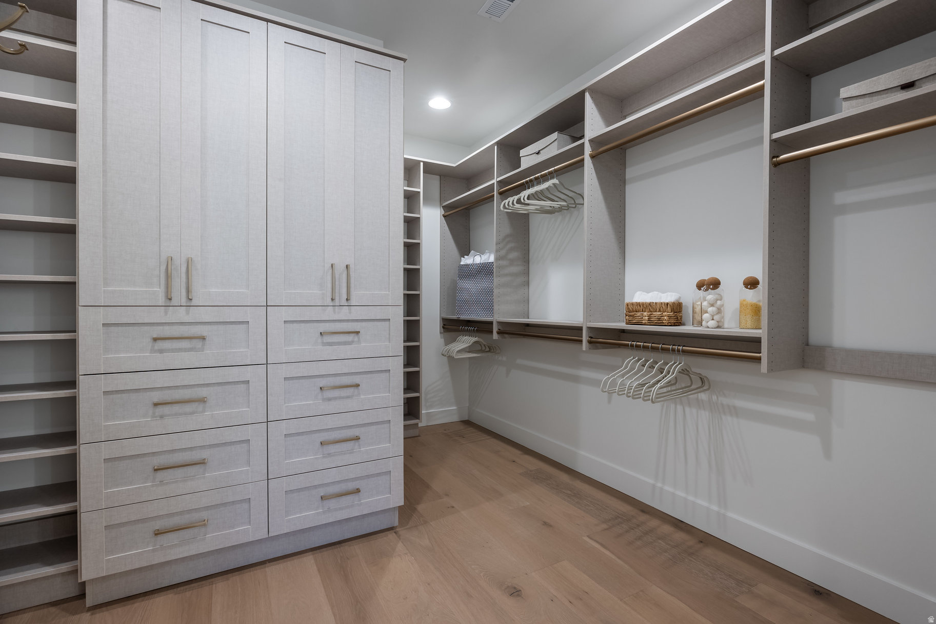 HOLLADAY PARK LANE - Residential