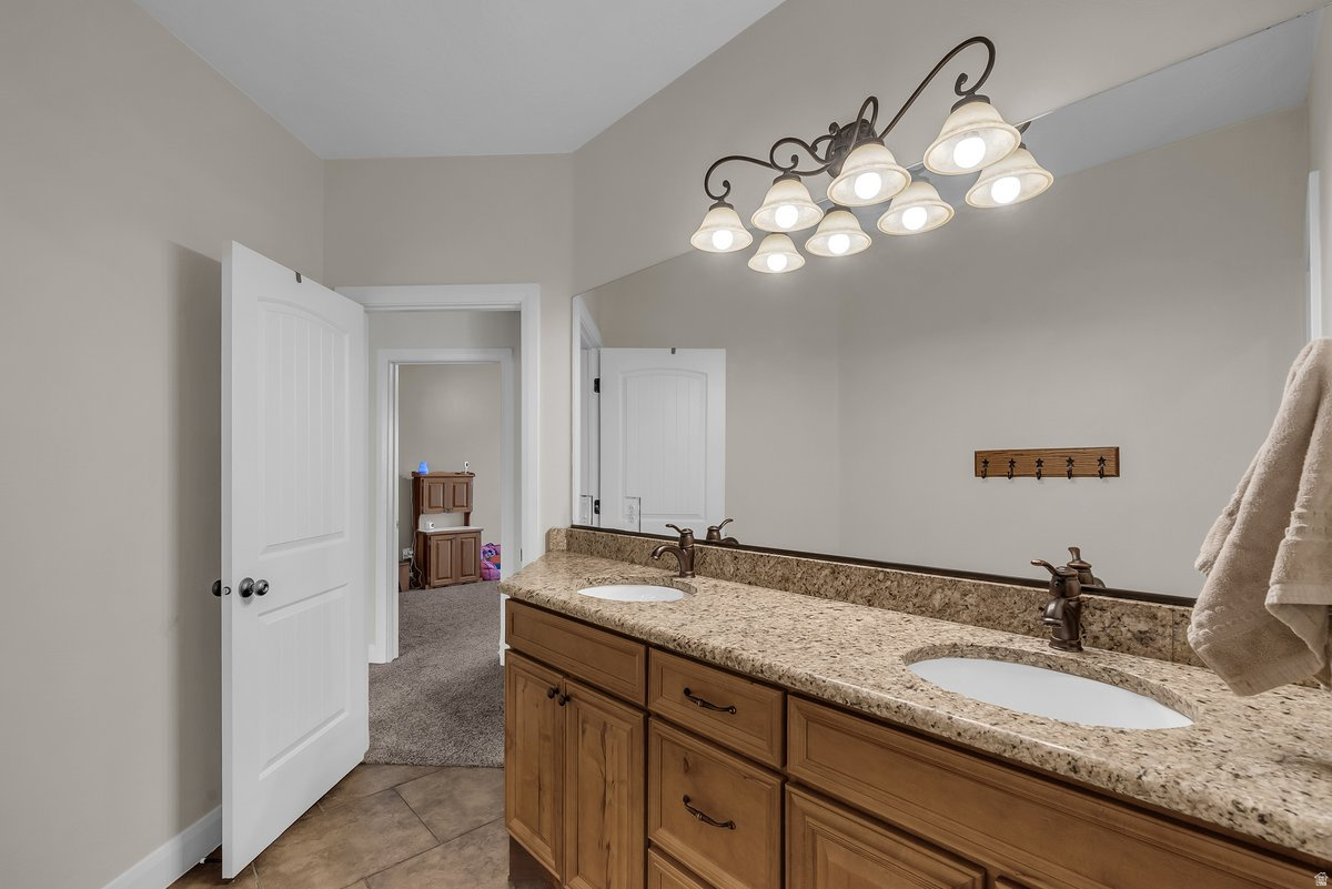 WOODHAVEN ESTATES - Residential