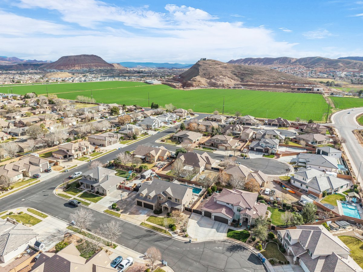 WOODHAVEN ESTATES - Residential