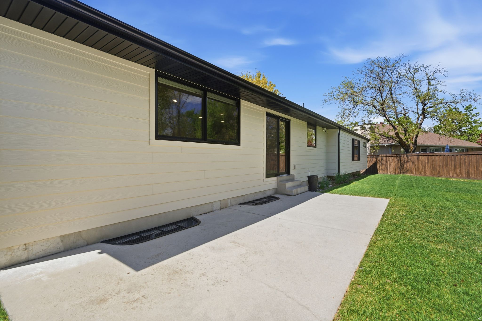 SUMMER MEADOWS - Residential