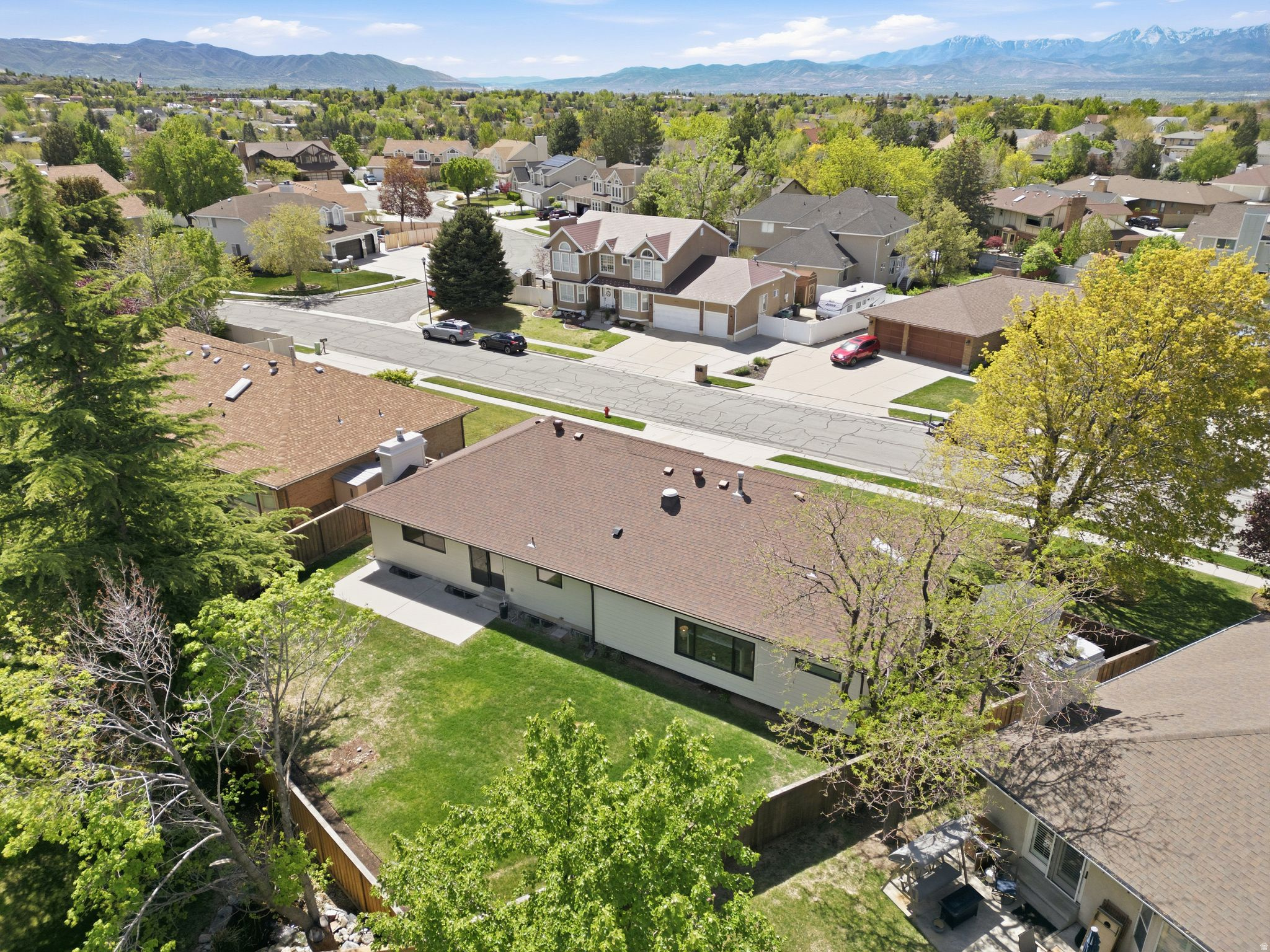 SUMMER MEADOWS - Residential