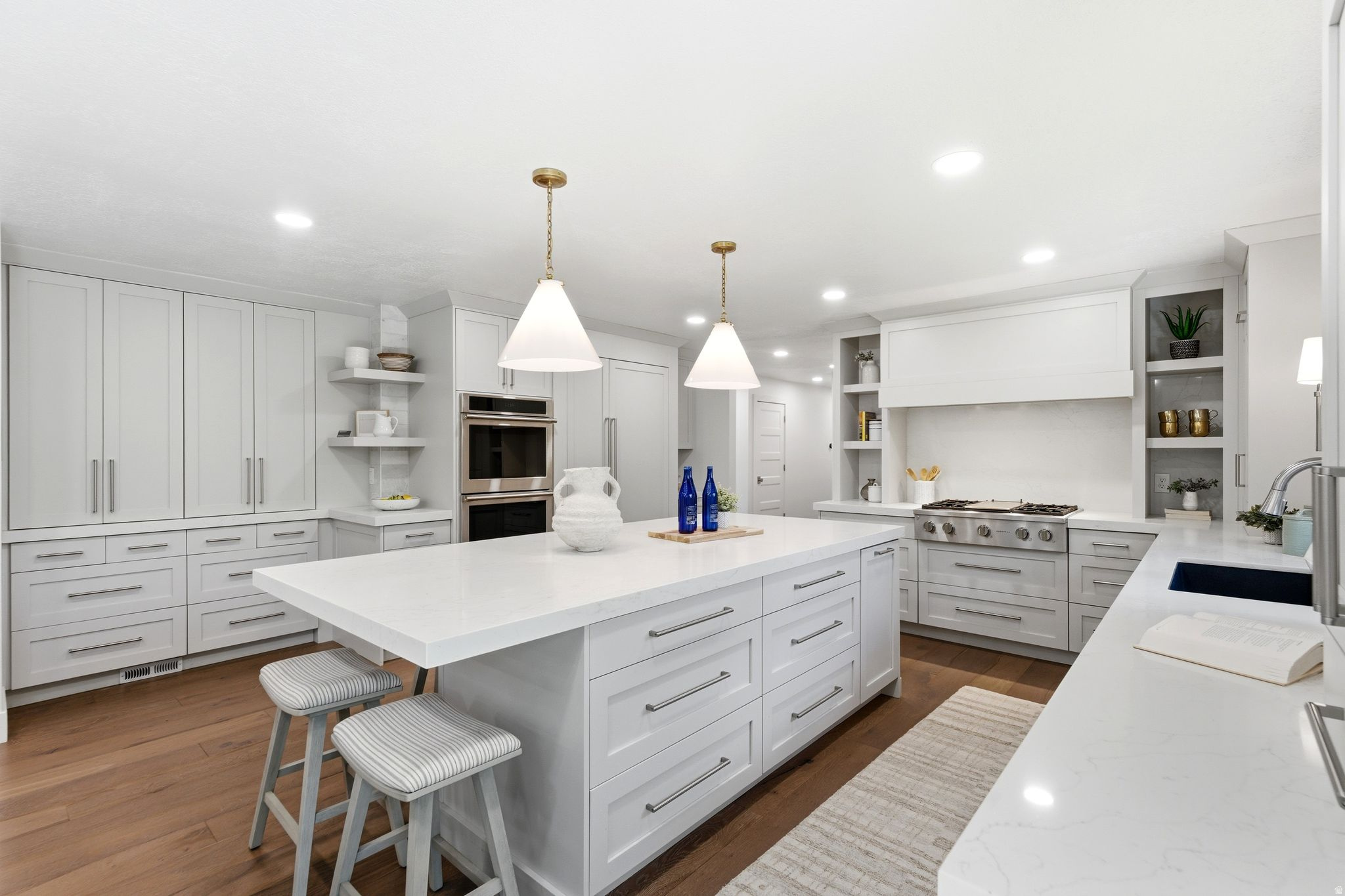 SUMMER MEADOWS - Residential