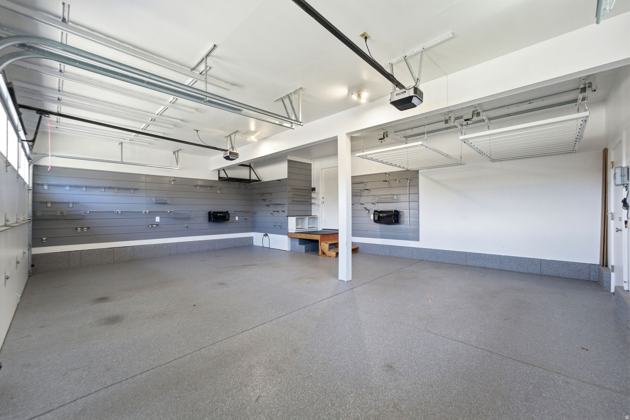 SUMMER MEADOWS - Residential