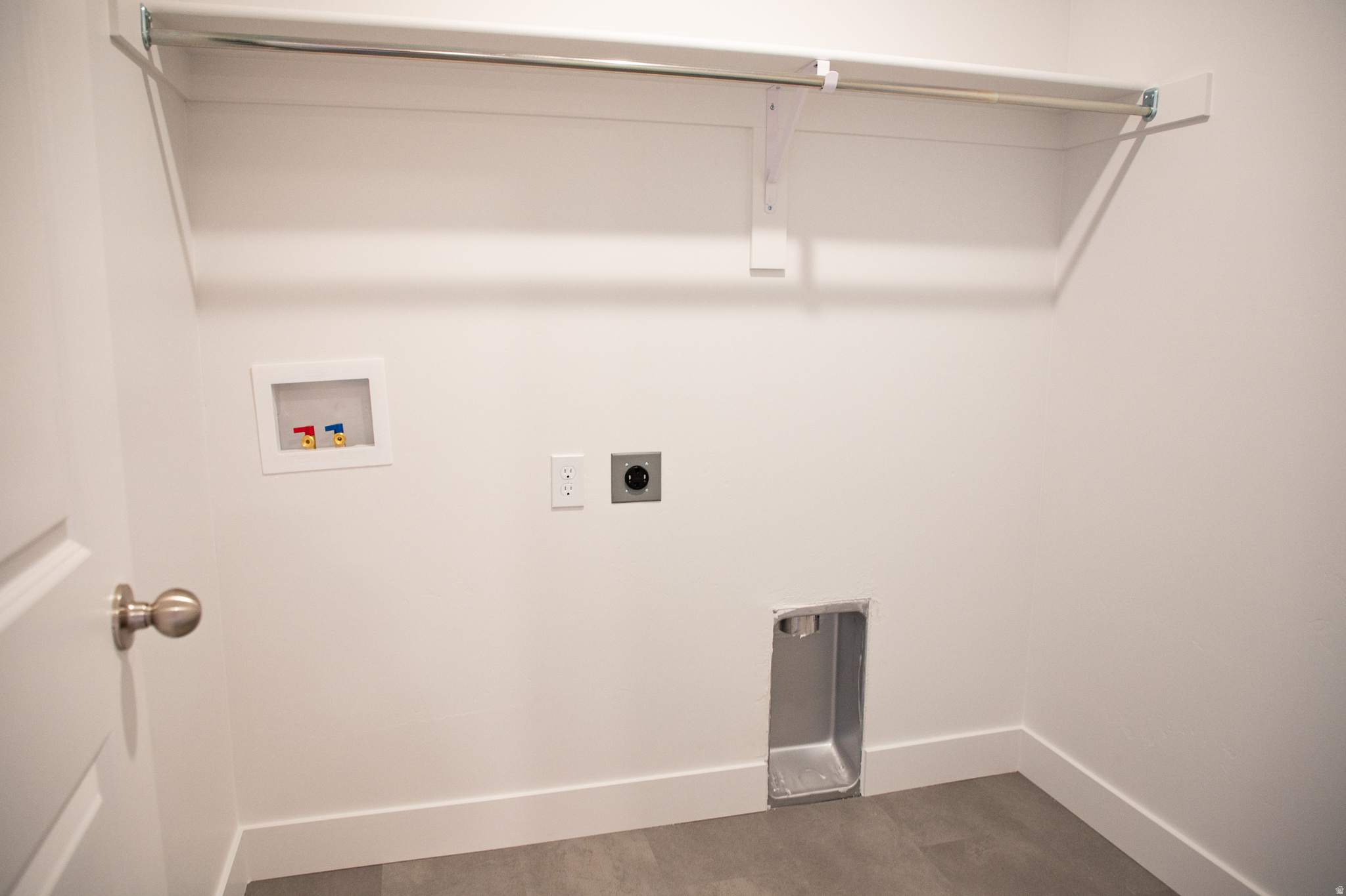 SALEM FIELDS - Residential