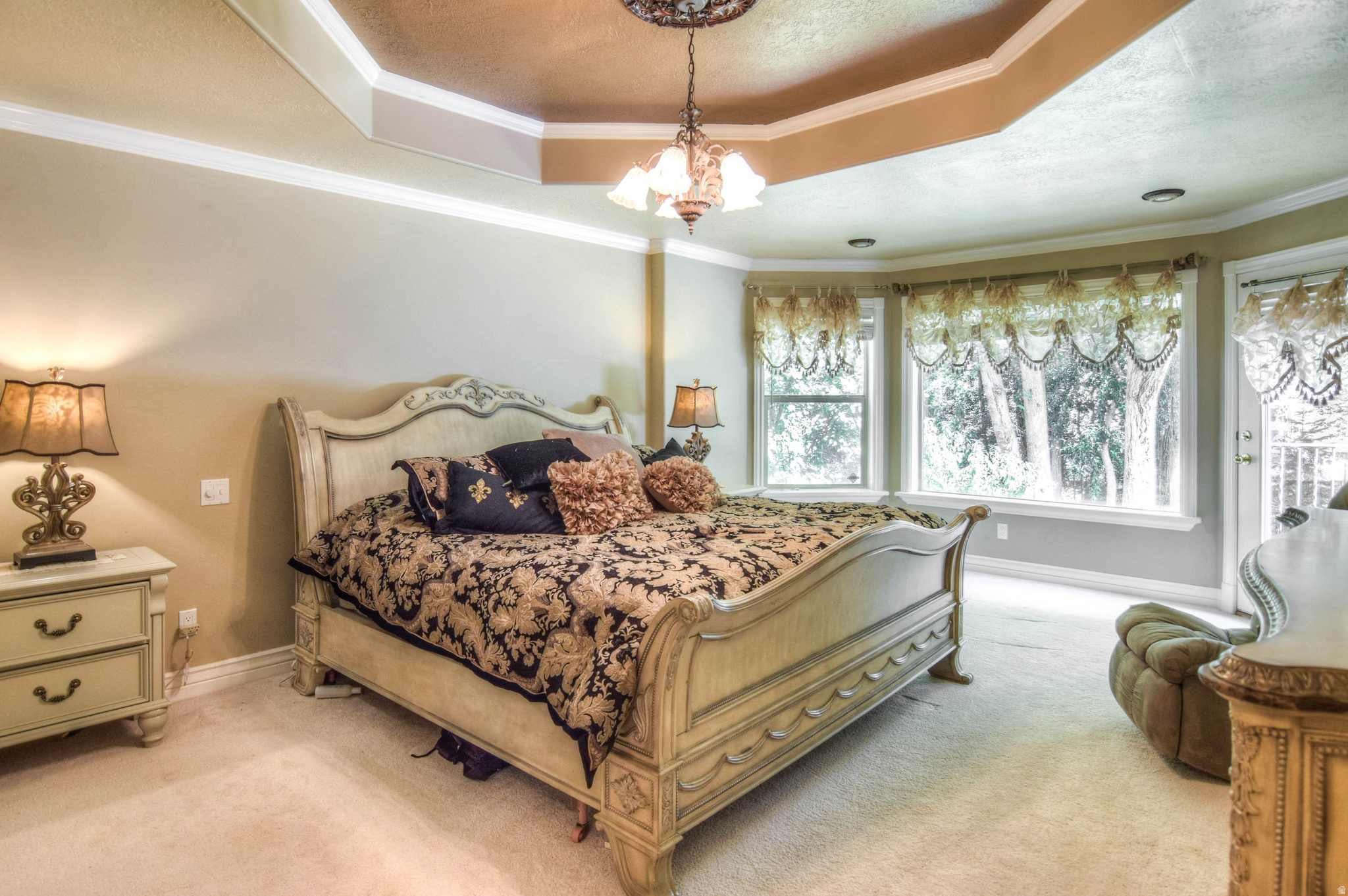 COUNTRY SPRINGS - Residential