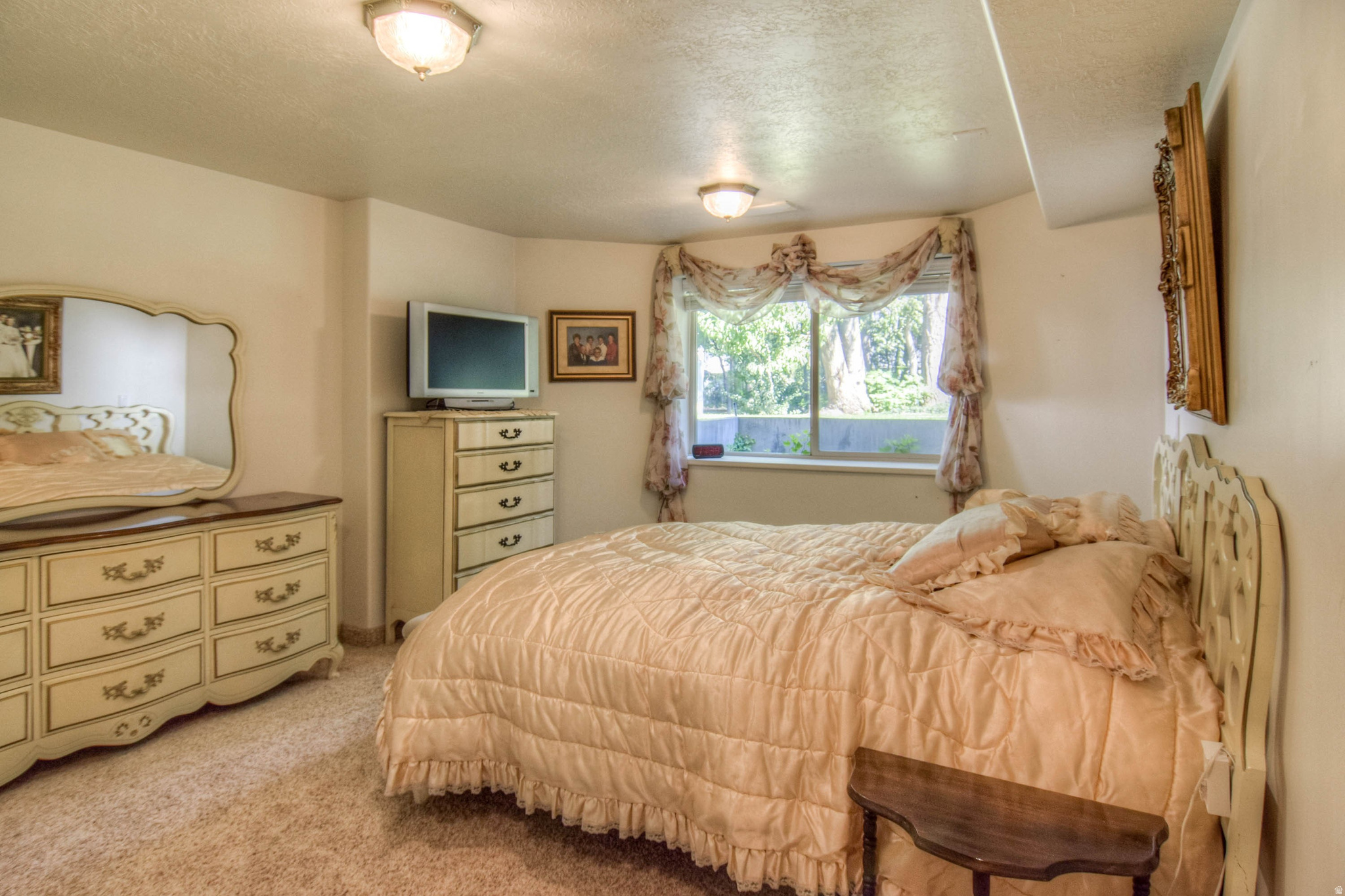 COUNTRY SPRINGS - Residential